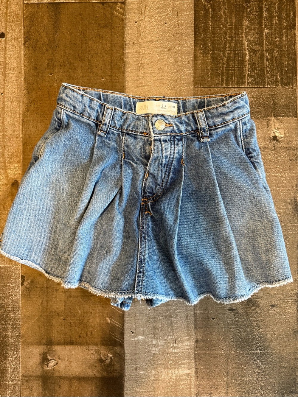 Zara Light Blue Denim Skort with Pleats size 3-4